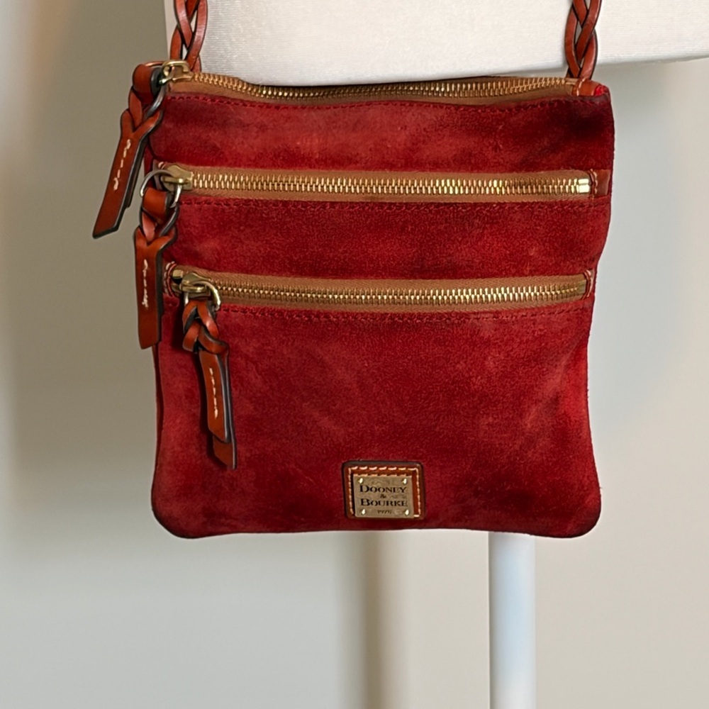 Vintage Dooney & Bourke Burnt Orange Suede Crossbody | Brass Hardware | 90s - Picture 2 of 6